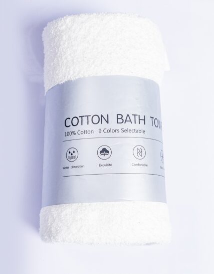 Serviette de bain Odel en coton blanc